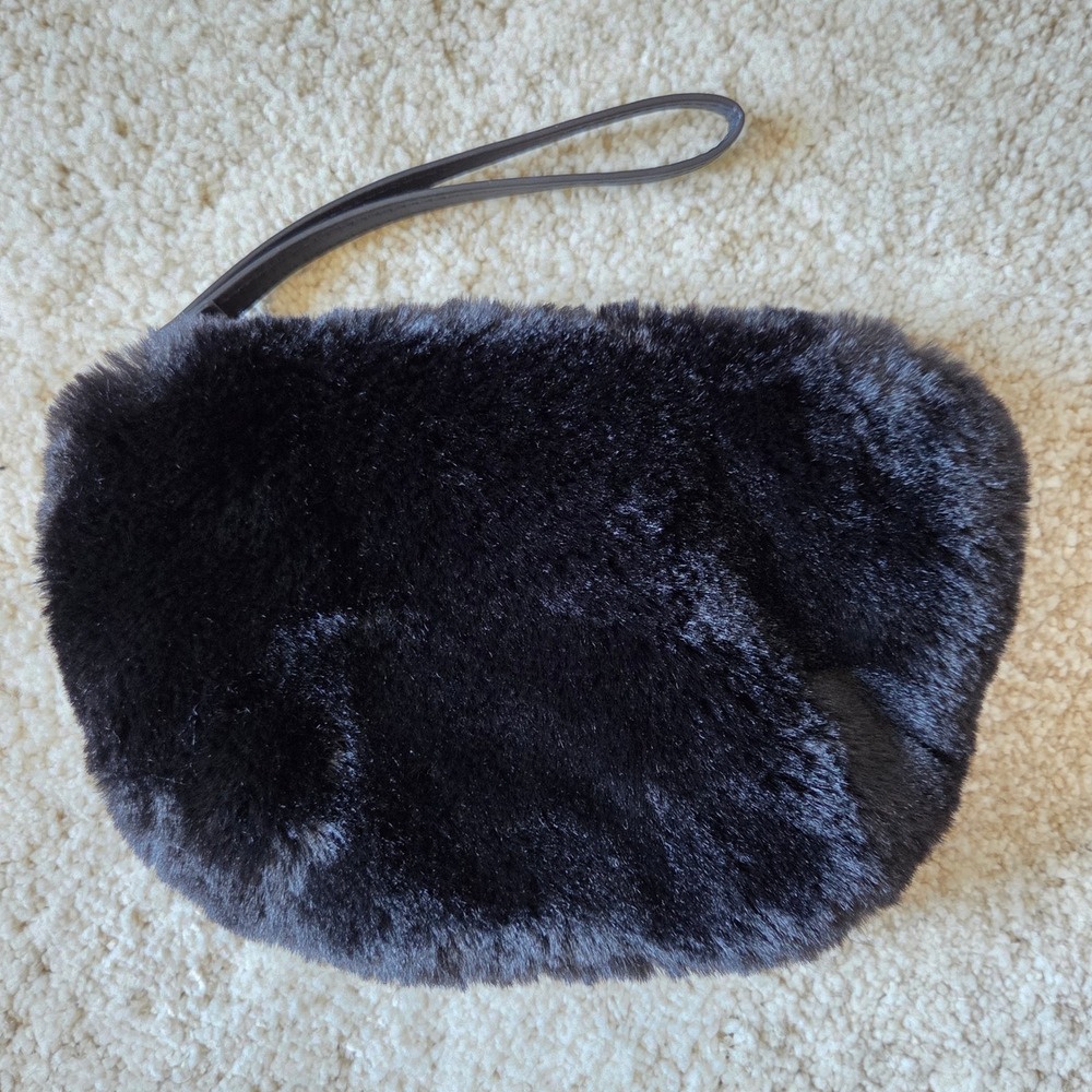 House of Harlow 1960 Black Faux Fur Wristlet Pouch Bag‎ RN 75343